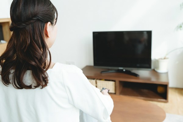 【ひとり暮らし向け】テレビの大きさは何インチがベスト？